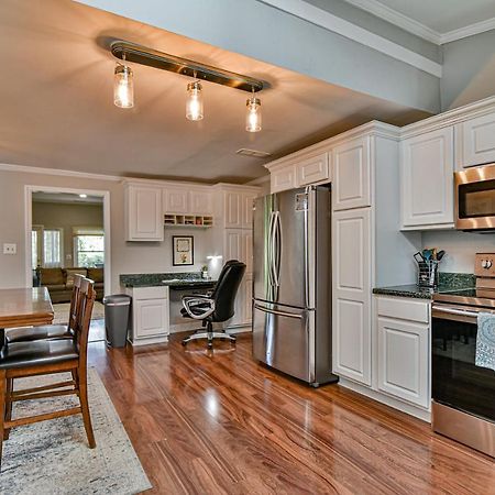 South Asheville Home With Hot Tub Just 11 Miles To Downtown Exteriör bild