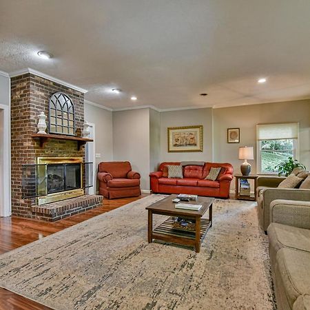 South Asheville Home With Hot Tub Just 11 Miles To Downtown Exteriör bild