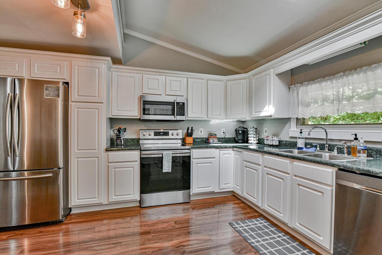 South Asheville Home With Hot Tub Just 11 Miles To Downtown Exteriör bild